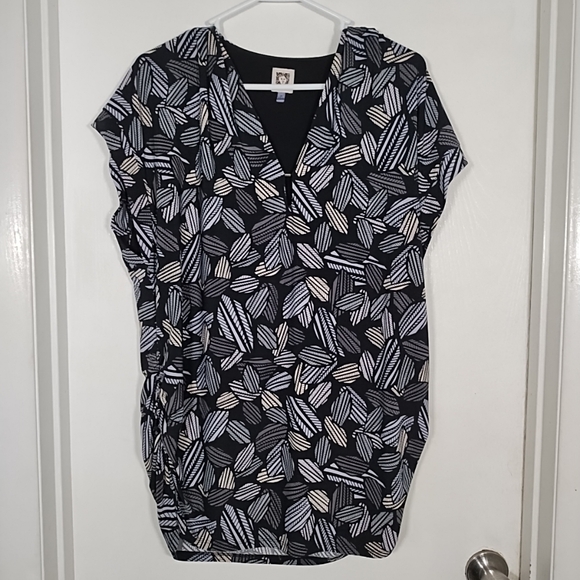 Anne Klein Tops - Anne Klein 2X Blouse Tunic Top Black White Cap Sleeve Stretch Ruched Keyhole